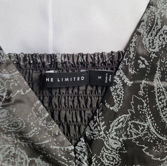 NWOT The Limited Silk V-Neck Black/ Gray Women's Top, Size M - Picture 8 of 12